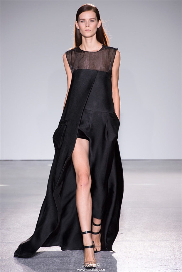 Costume National 2013春夏服裝時尚大片