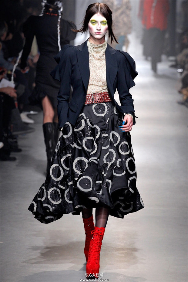 ivienne Westwood 2013秋冬流行服飾時(shí)尚大片