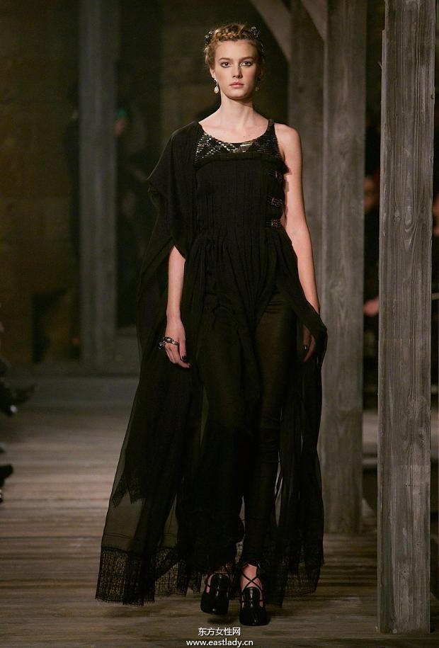 Chanel 2013早秋服裝高級(jí)定制新品發(fā)布