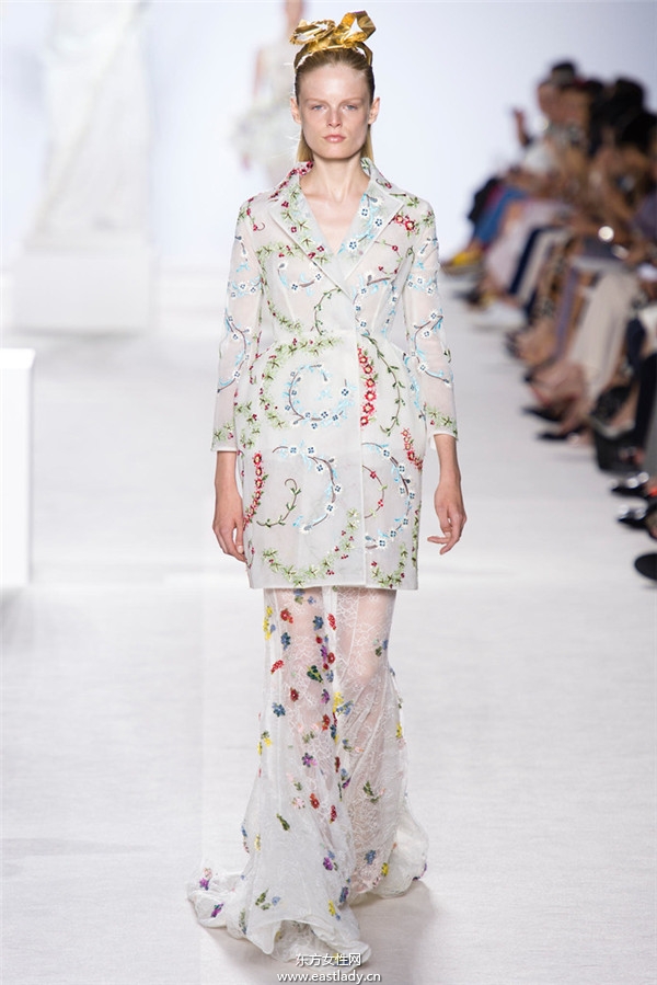 Giambattista Valli 2013秋冬服裝新品發(fā)布