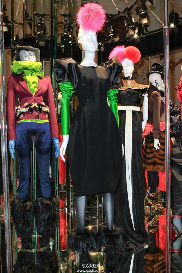 艾爾薩夏帕瑞麗(Elsa Schiaparelli)2013秋冬服裝新品發(fā)布