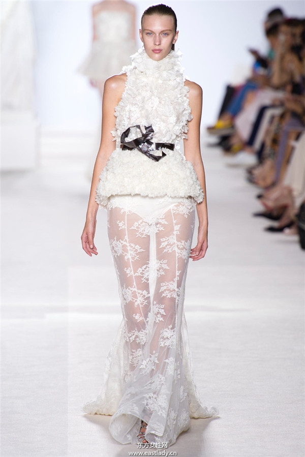 Giambattista Valli 2013秋冬服裝新品發(fā)布