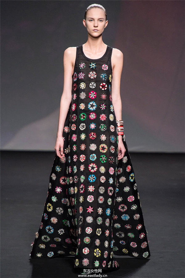 Christian Dior 2013秋冬服裝新品發(fā)布