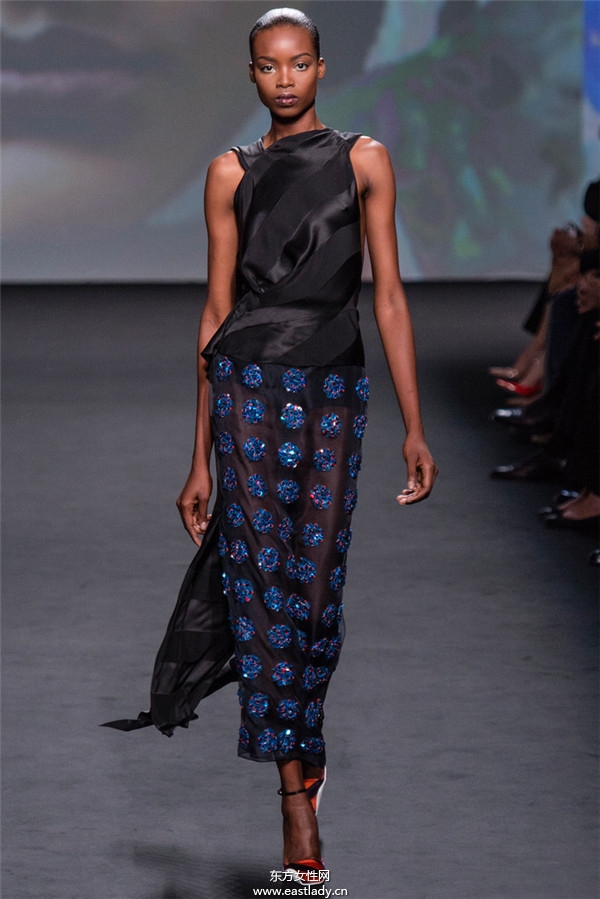 Christian Dior 2013秋冬服裝新品發(fā)布