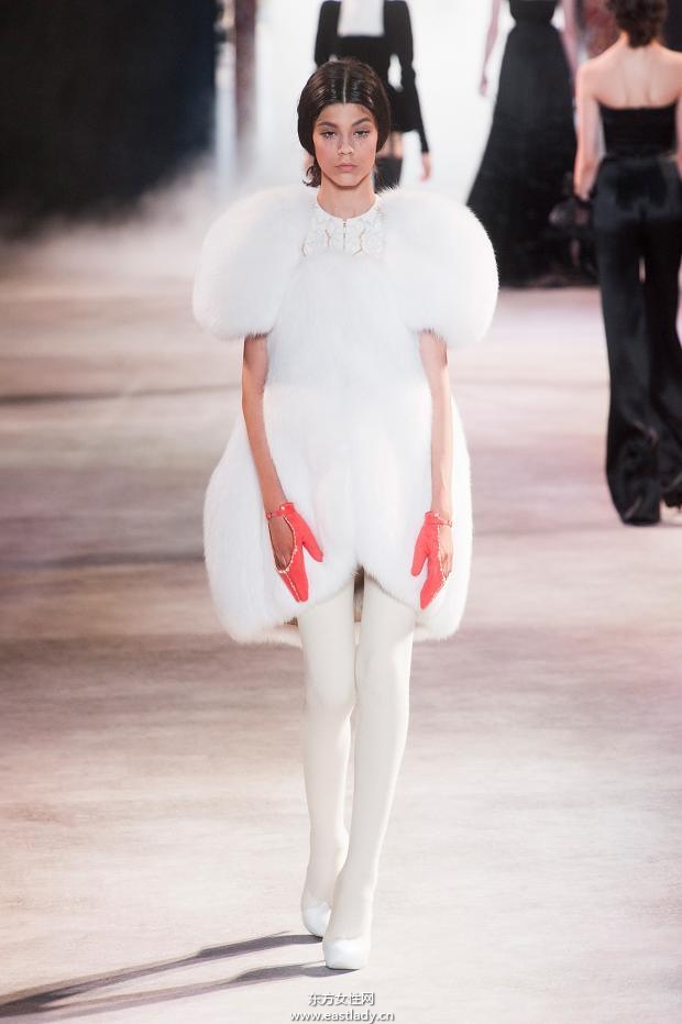 Ulyana Sergeenko 2013秋冬服裝新品發(fā)布(44圖)