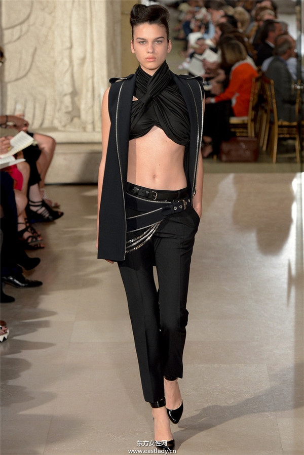 Bouchra Jarrar 2013秋冬服裝新品發(fā)布