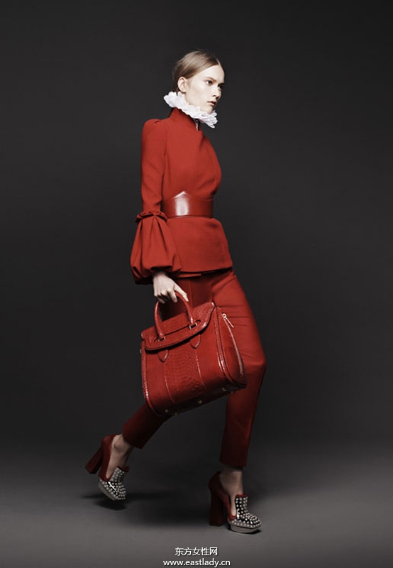 Alexander McQueen 2013秋冬服裝新品發(fā)布