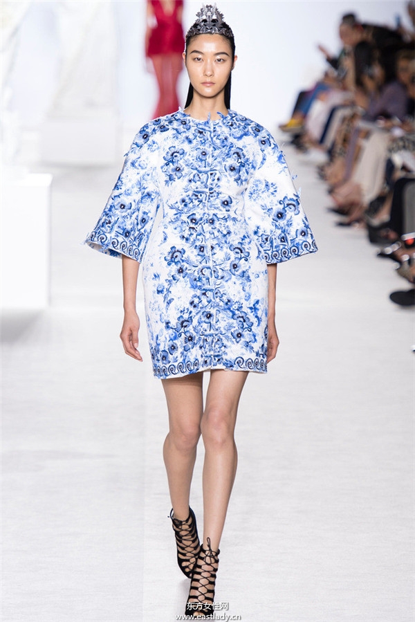 Giambattista Valli 2013秋冬服裝新品發(fā)布