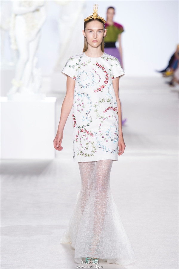 Giambattista Valli 2013秋冬服裝新品發(fā)布