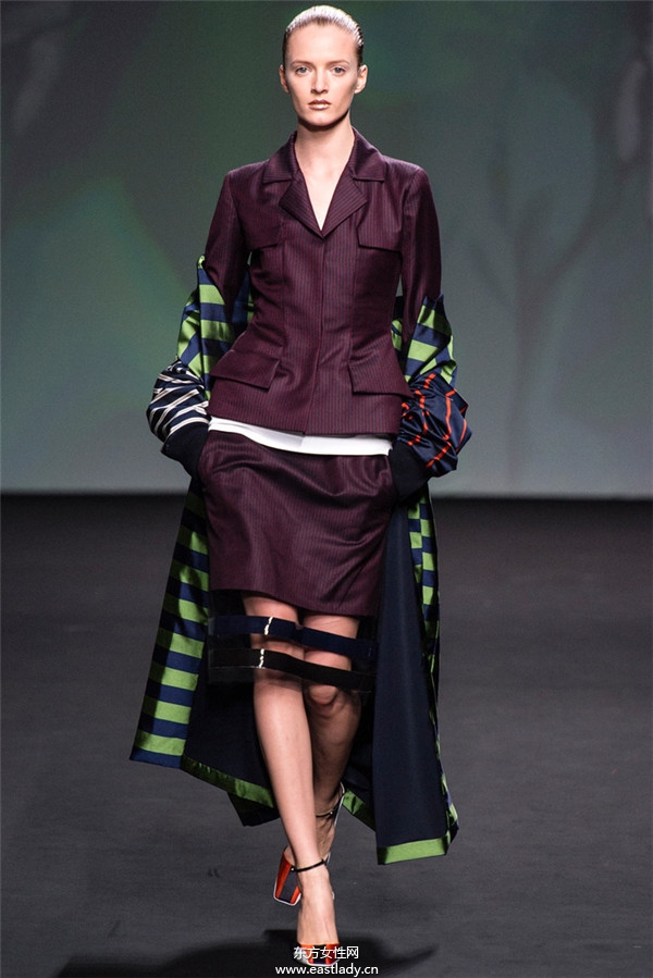 Christian Dior 2013秋冬服裝新品發(fā)布