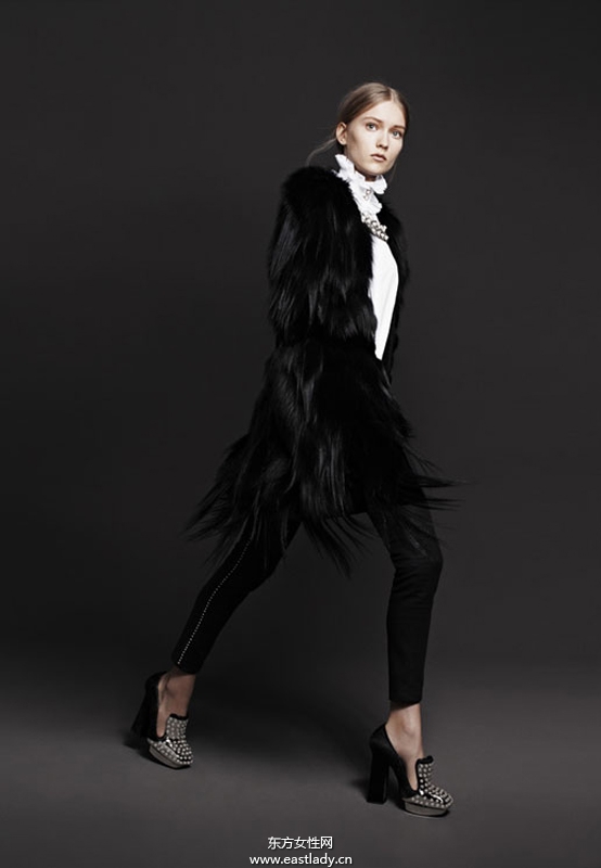 Alexander McQueen 2013秋冬服裝新品發(fā)布