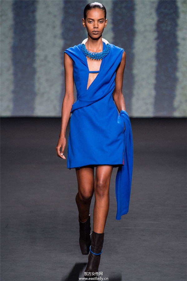 Christian Dior 2013秋冬服裝新品發(fā)布