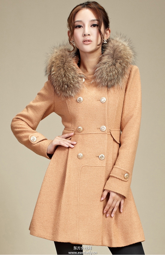 修身時(shí)尚毛呢外套詮釋美麗與時(shí)尚