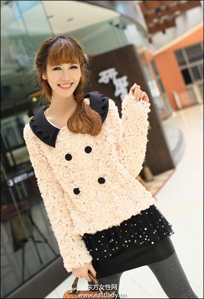 2013最新款蕾絲連衣裙風(fēng)情萬(wàn)種又不失俏皮可愛(ài)