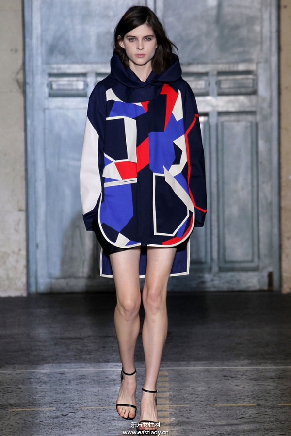 Felipe Oliveira Baptista 2013春夏流行發(fā)布 拼接和撞色為主元素