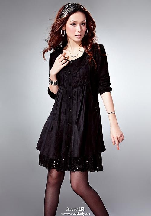 2013最新款蕾絲連衣裙風(fēng)情萬(wàn)種又不失俏皮可愛(ài)