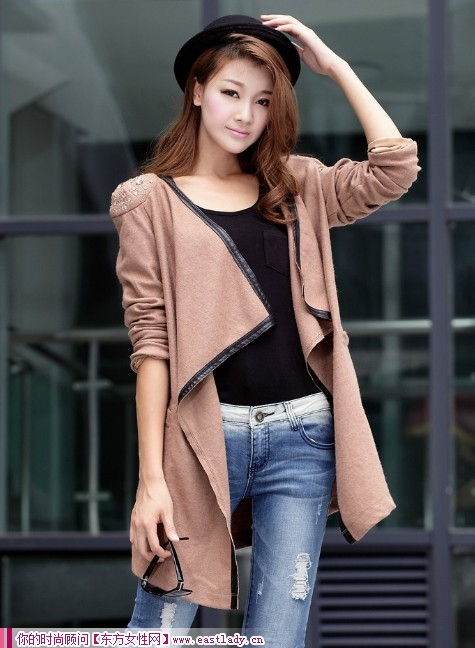 不規(guī)則長款風(fēng)衣外套 歐美大牌街拍的必備品