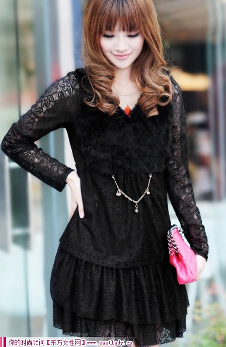 秋裝新款V領(lǐng)蕾絲花邊連衣裙 穿出自己的味道