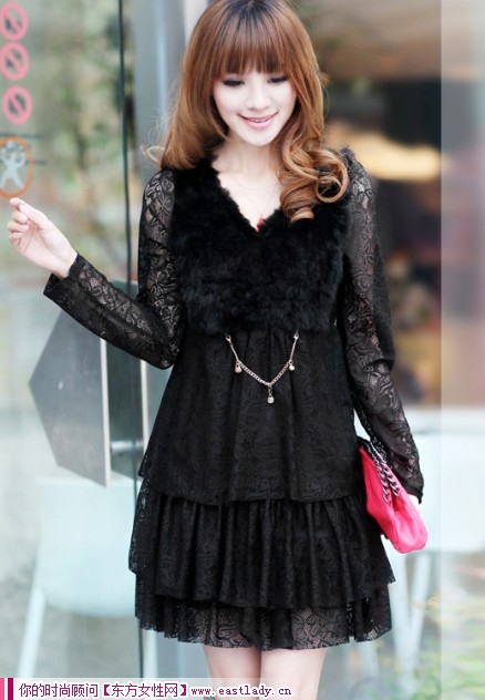 秋裝新款V領蕾絲花邊連衣裙 穿出自己的味道