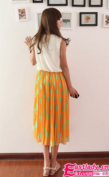 波點背心雪紡連衣裙 俏麗圓點女生最愛