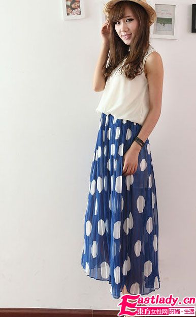 波點(diǎn)背心雪紡連衣裙 俏麗圓點(diǎn)女生最愛(ài)