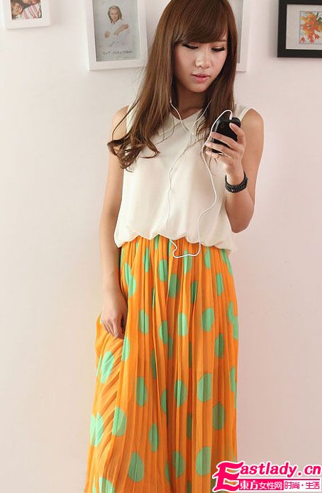 波點背心雪紡連衣裙 俏麗圓點女生最愛