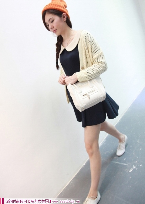 輕松搭配 鏤空長袖針織衫旋風(fēng)來襲