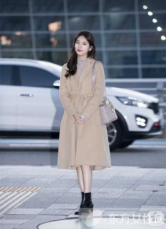 秀智最近的時(shí)尚穿搭真的是又美又仙