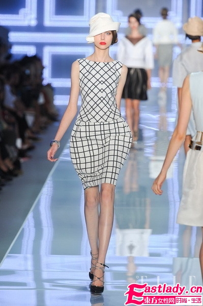 優(yōu)雅再現(xiàn) Dior 2012 春夏高級女裝系列