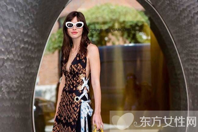 時(shí)尚達(dá)人告訴你衣櫥必備的十一件單品