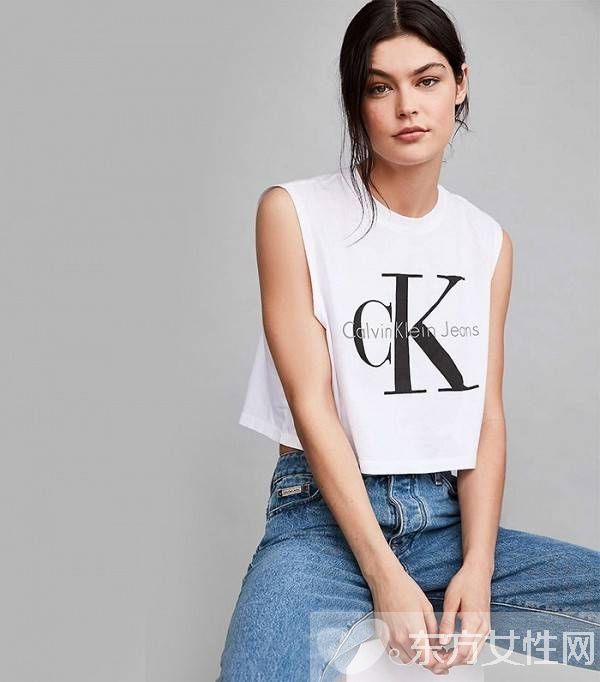 即便不是90后 一樣要將90年代風(fēng)格扮起來