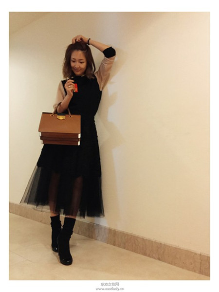 學(xué)學(xué)俏媽咪紗榮子時尚穿搭tips