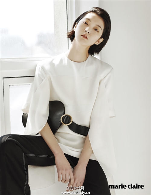 韓國(guó)超模姜素英中性美學(xué)正夯 時(shí)尚圈就愛這味
