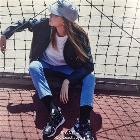 韓骨感絕美超模私服穿搭術(shù) 個性十足