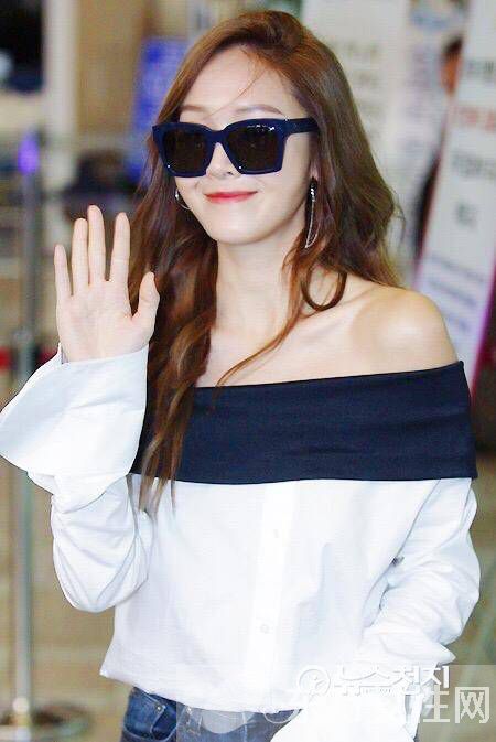 一日一look 跟Jessica鄭秀妍學小清新時尚造型