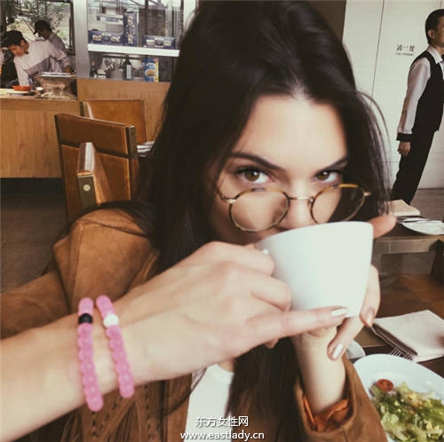 超模Kendall Jenner&Gigi Hadid高人氣吸睛術(shù)成時尚界新