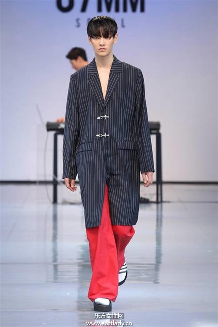 韓模金元中又帥又有才 設(shè)計(jì)服裝品牌87mm