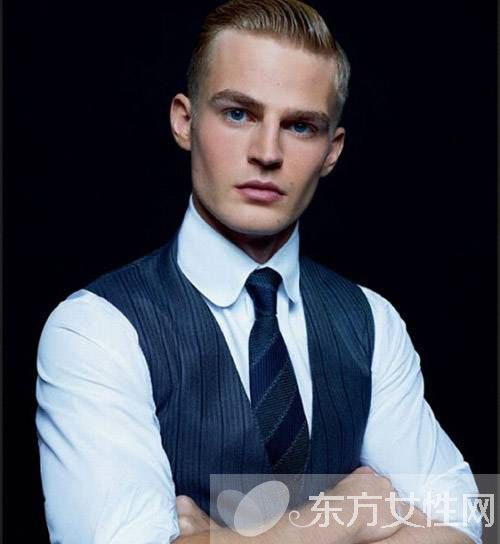 老佛爺后宮男寵都是90后 未來男神的接班人