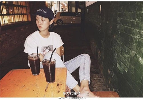 韓國(guó)超模姜素英中性美學(xué)正夯 時(shí)尚圈就愛這味