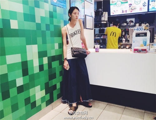 韓國(guó)超模姜素英中性美學(xué)正夯 時(shí)尚圈就愛這味