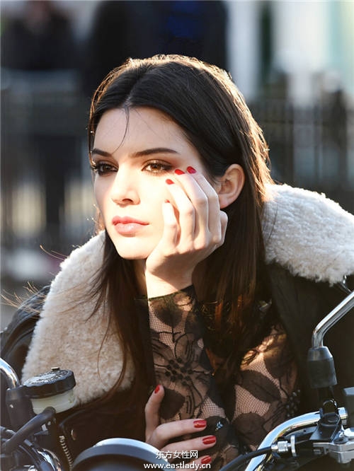 超模Kendall Jenner&Gigi Hadid高人氣吸睛術(shù)成時尚界新