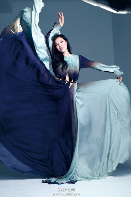 人妻馨瑩跳舞的時候心情最好