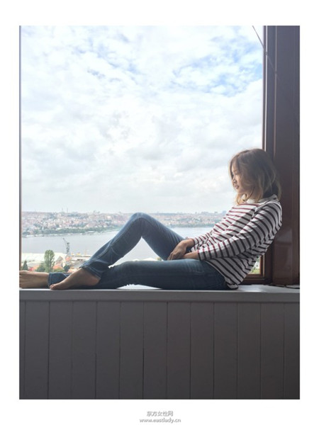 學(xué)學(xué)俏媽咪紗榮子時尚穿搭tips