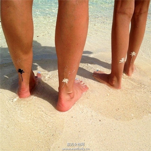 超酷 明星也愛用的金屬色系紋身貼紙