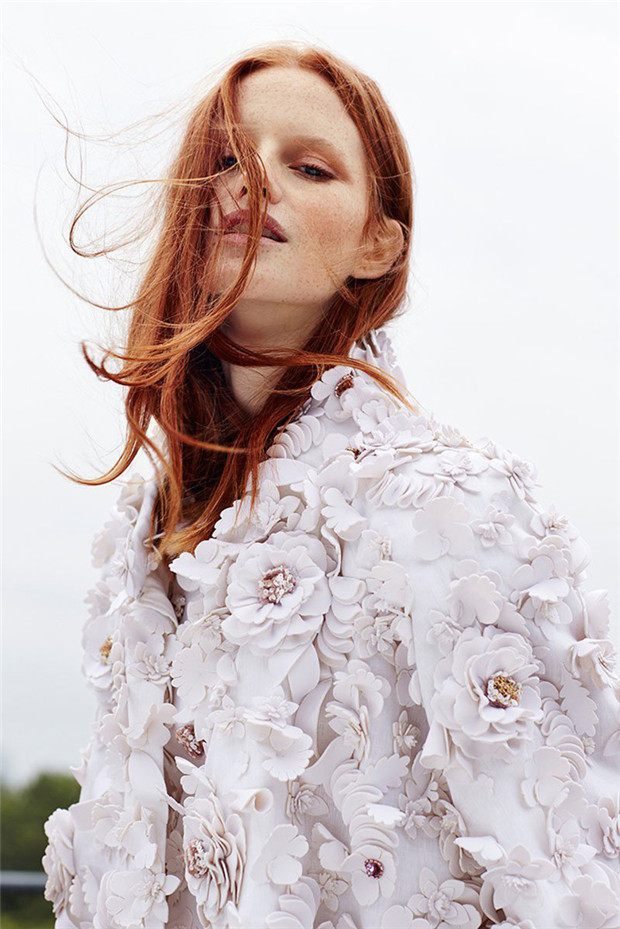 Magdalena Jasek《Elle》2014年12月波蘭版