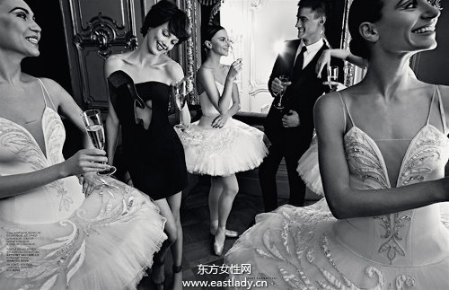 Lindsey Wixson《Vogue》2014年俄羅斯版