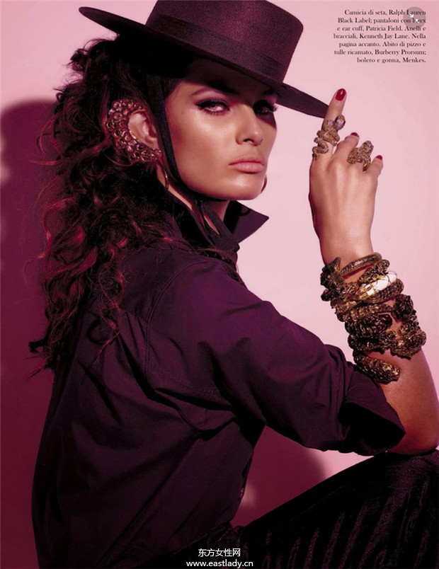 Isabeli Fontana《Vogue》2014年8月意大利版