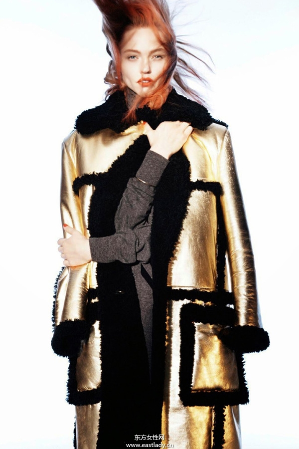 Sasha Pivovarova《Vogue》2014年8月法國版