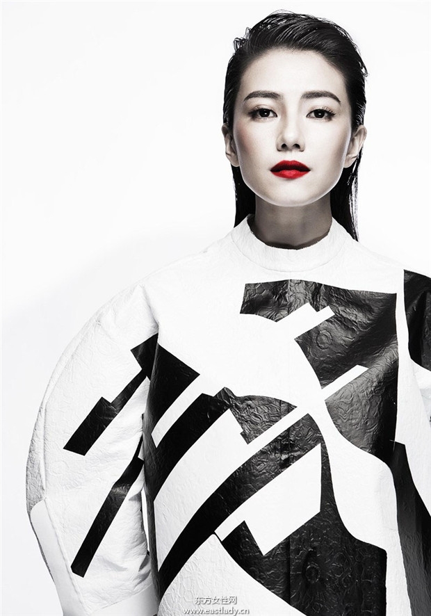 高圓圓時(shí)尚大片驚艷全場(chǎng)