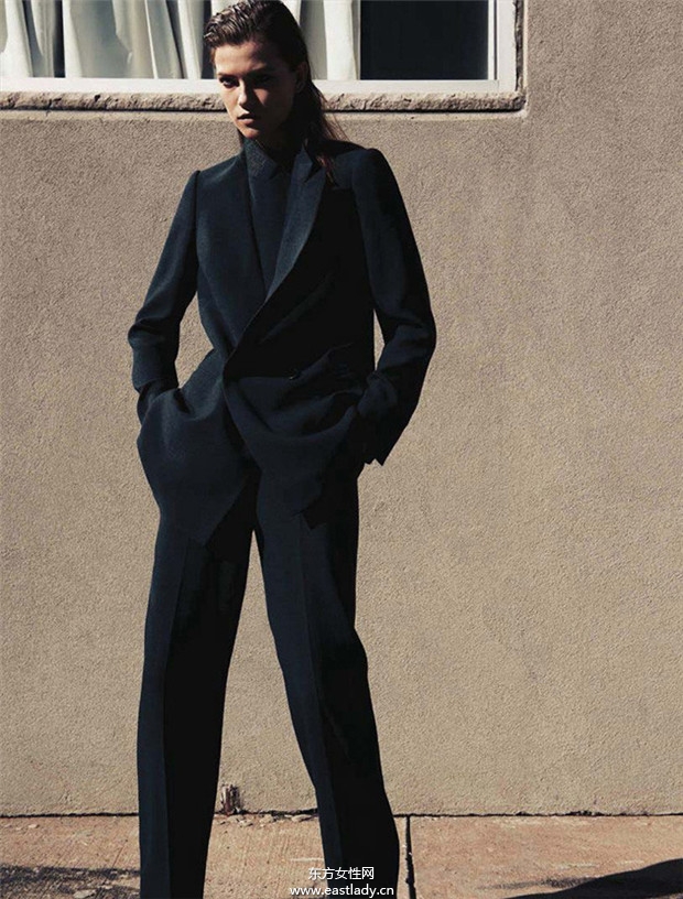 Anja Rubik & Kasia Struss 2013年8月份《Vogue》德國(guó)版